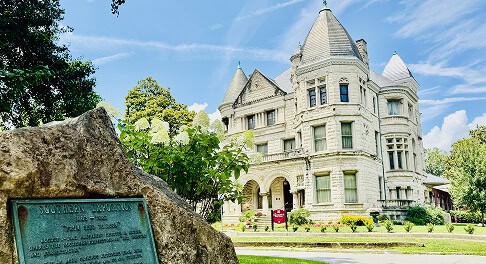 Conrad-Caldwell House, 1895 Richardsonian Romanesque mansion in Old Louisville